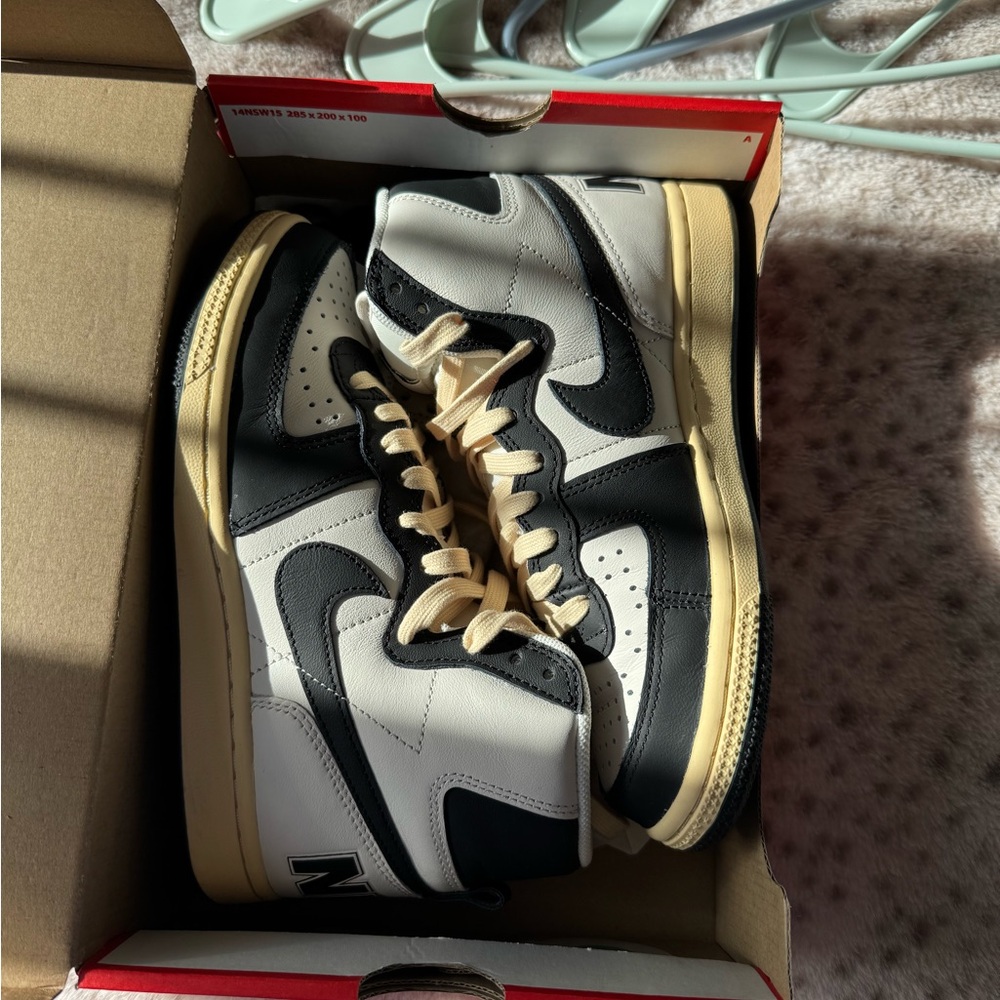 Nike terminator high size 4.5